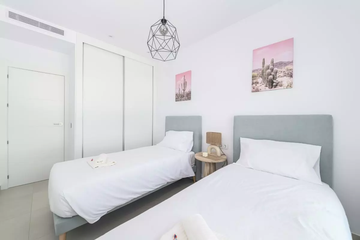 3-bedroom Apartment In Pilar De La Horadada, Spain (80 M²)