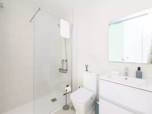3-bedroom Apartment In Pilar De La Horadada, Spain (80 M²)