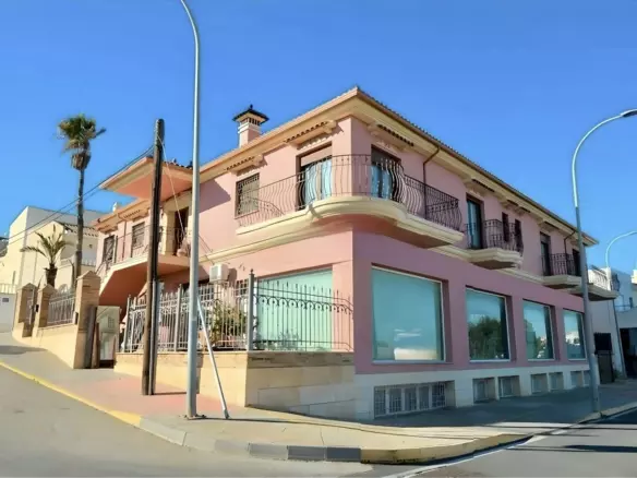 4-bedroom Town House In San Miguel De Salinas, Spain (550 M²)