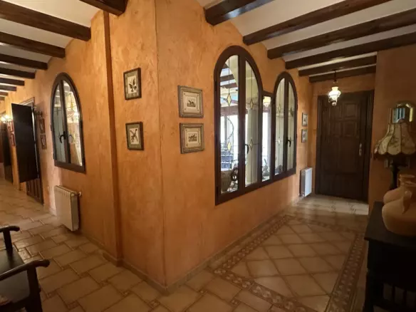 4-bedroom Town House In San Miguel De Salinas, Spain (550 M²)