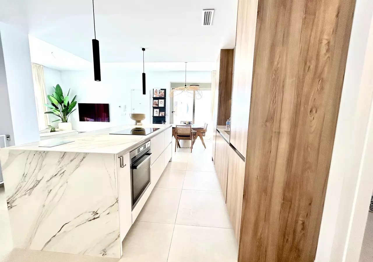 4-bedroom Villa In San Miguel De Salinas, Spain (256 M²)