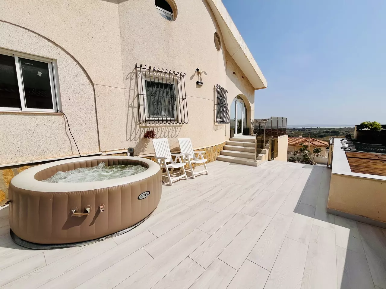 5-bedroom Villa In San Miguel De Salinas, Spain (163 M²)