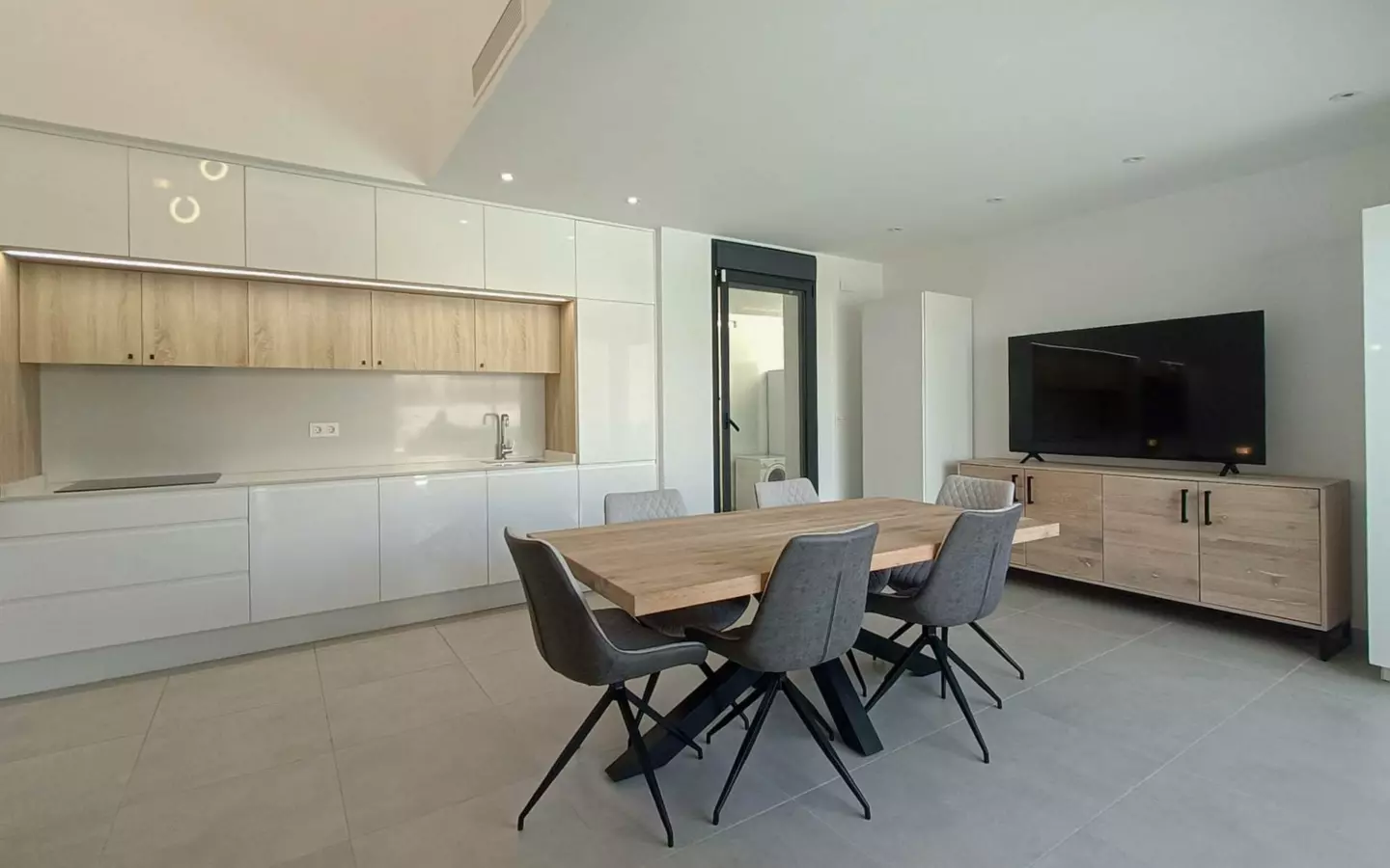 5-bedroom Villa In Rojales, Spain (214 M²)