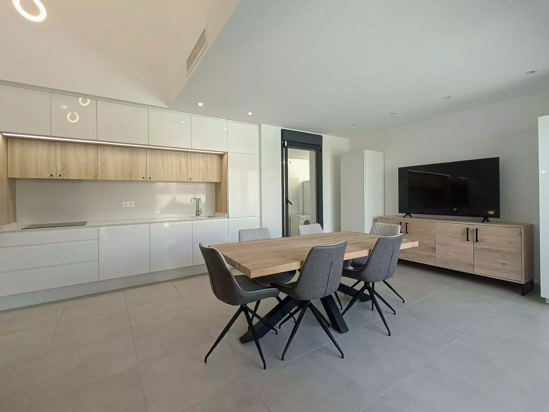 5-bedroom Villa In Rojales, Spain (214 M²)