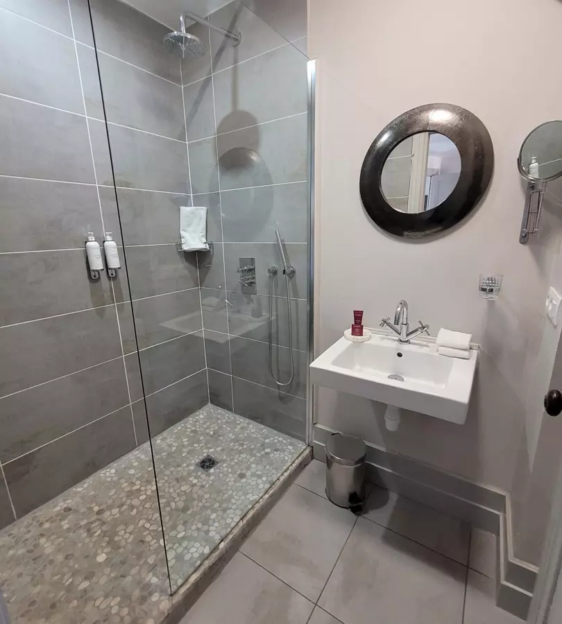 2-bedroom Apartment In Quarante, France (70 M²)