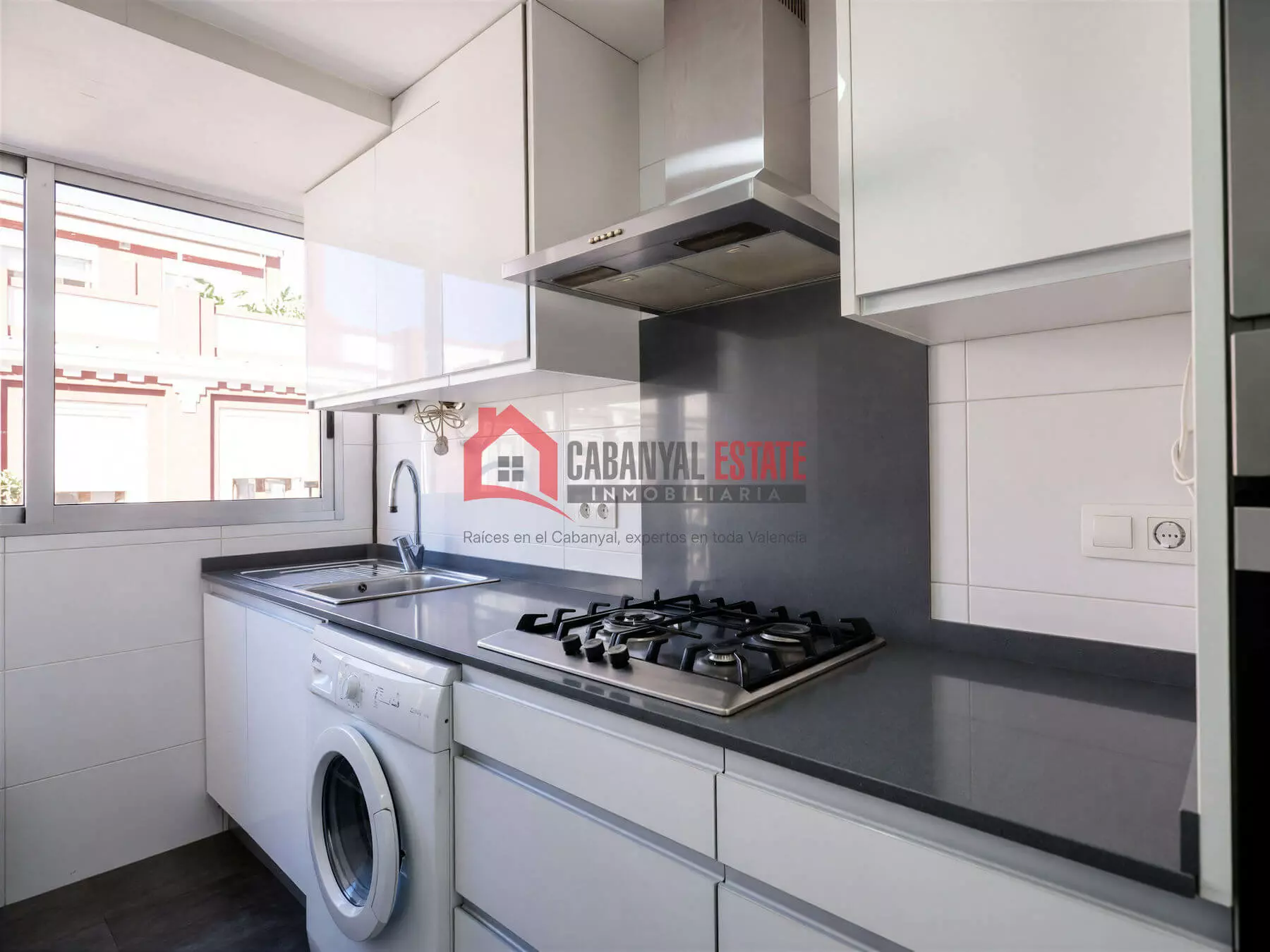3-bedroom Flat In Valencia (92 M²)