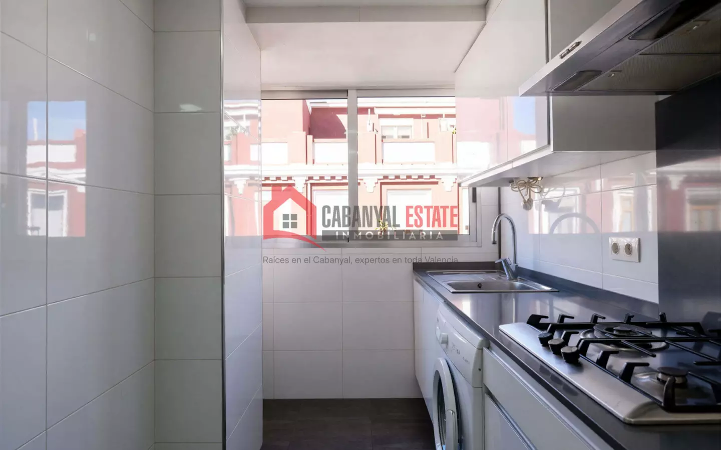 3-bedroom Flat In Valencia (92 M²)