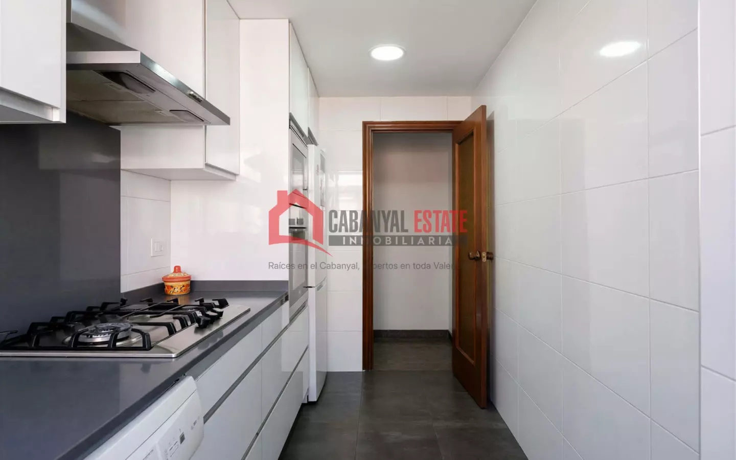 3-bedroom Flat In Valencia (92 M²)