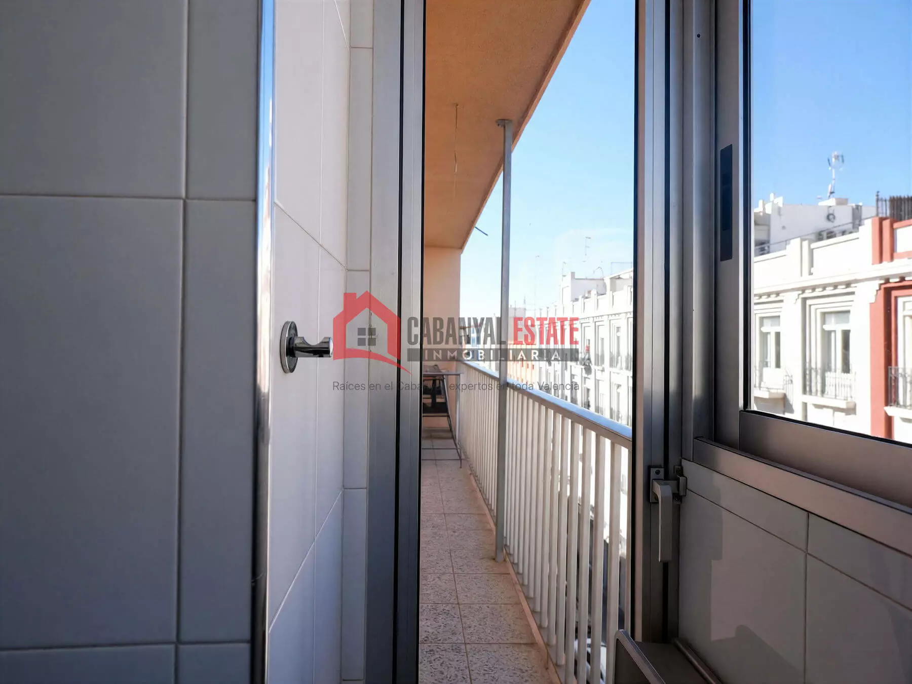 3-bedroom Flat In Valencia (92 M²)