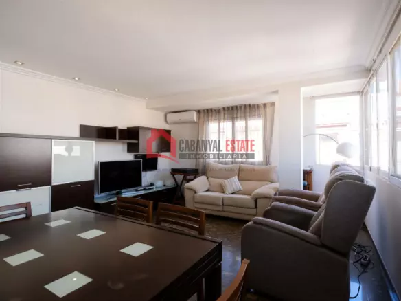 3-bedroom Flat In Valencia (92 M²)