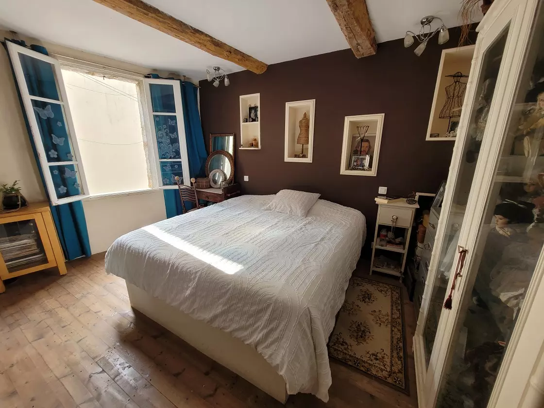 2-bedroom House In Autignac, France (110 M²)