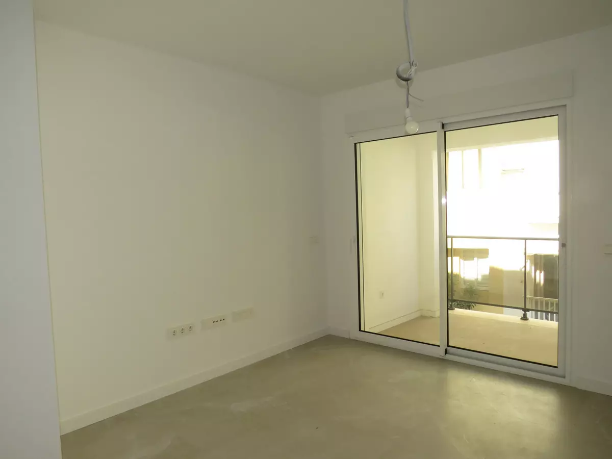 2-bedroom Apartment In Fuengirola, Spain (74 M²)