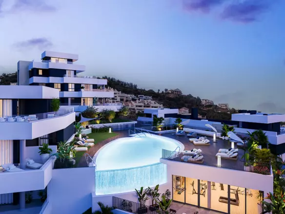 2-bedroom Apartment In Marbella, Spain (83 M²)