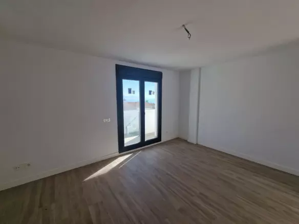 2-bedroom Semi In Manilva, Spain (128 M²)