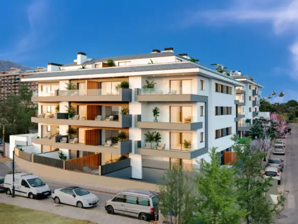 2-bedroom Apartment In Fuengirola, Spain (90 M²)