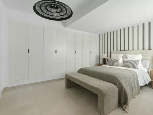 5-bedroom Villa In Mijas, Spain (234 M²)