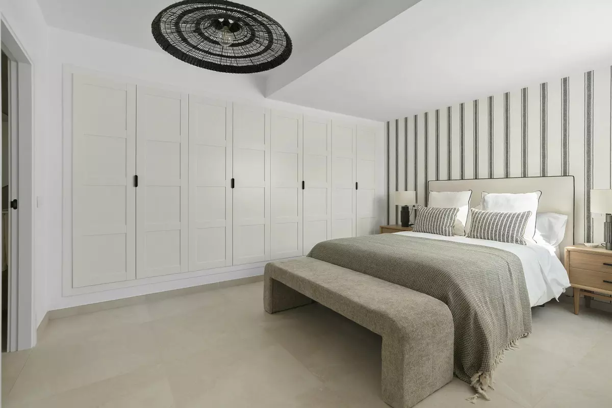 5-bedroom Villa In Mijas, Spain (234 M²)