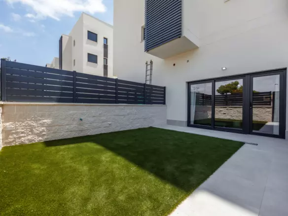 2-bedroom Apartment In Villajoyosa, Spain (86 M²)