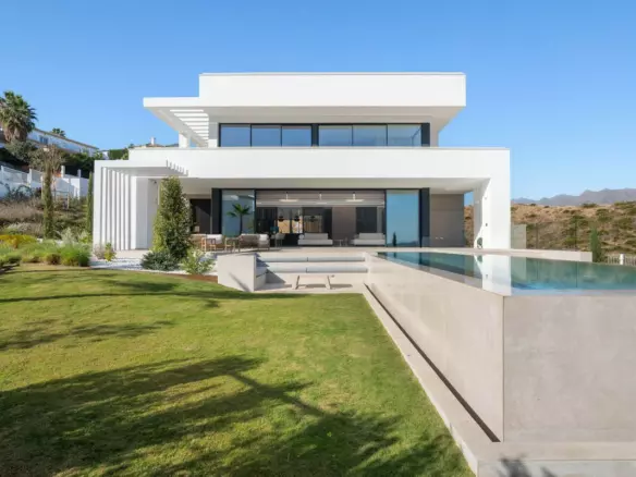 4-bedroom Villa In Mijas, Spain (552 M²)