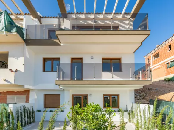 4-bedroom Villa In La Nucía, Spain (167 M²)