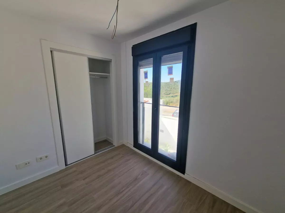 2-bedroom Semi In Manilva, Spain (128 M²)