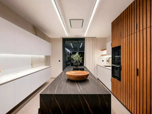 4-bedroom Villa In La Nucía, Spain (342 M²)