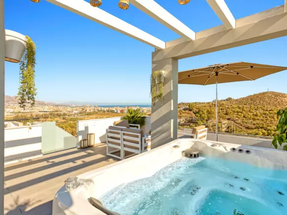 3-bedroom Apartment In Mijas, Spain (83 M²)