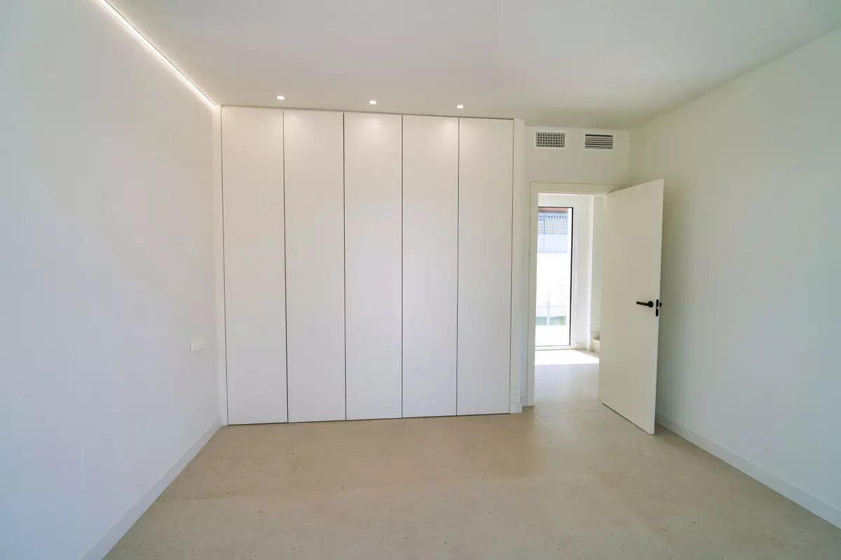 4-bedroom Villa In Alhaurín De La Torre, Spain (259 M²)
