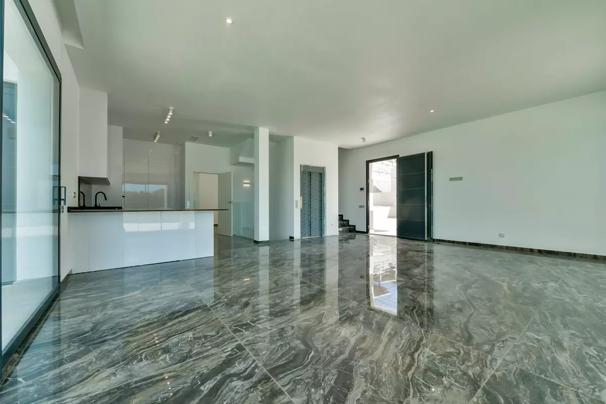 7-bedroom Villa In Finestrat, Spain (636 M²)