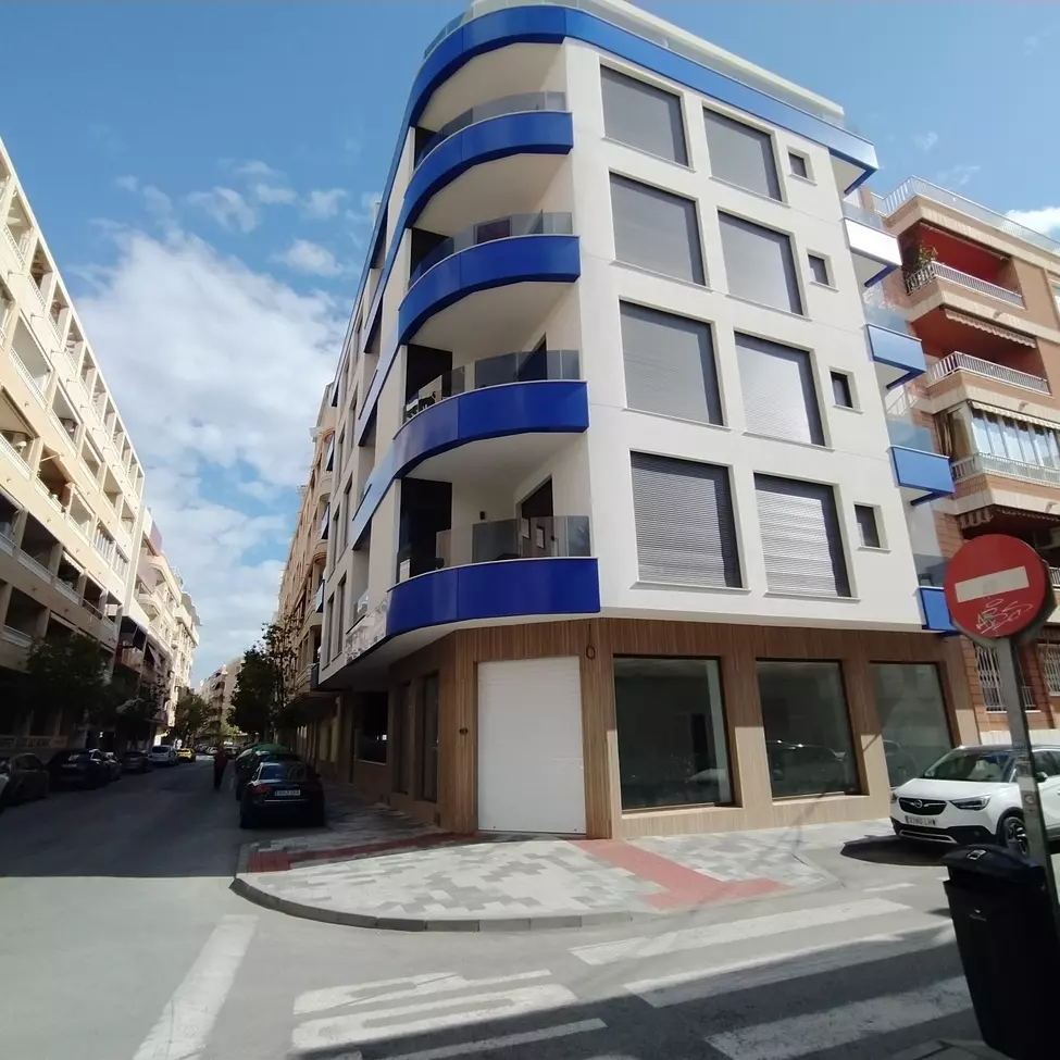 2-bedroom Apartment In Torrevieja, Spain (88 M²)