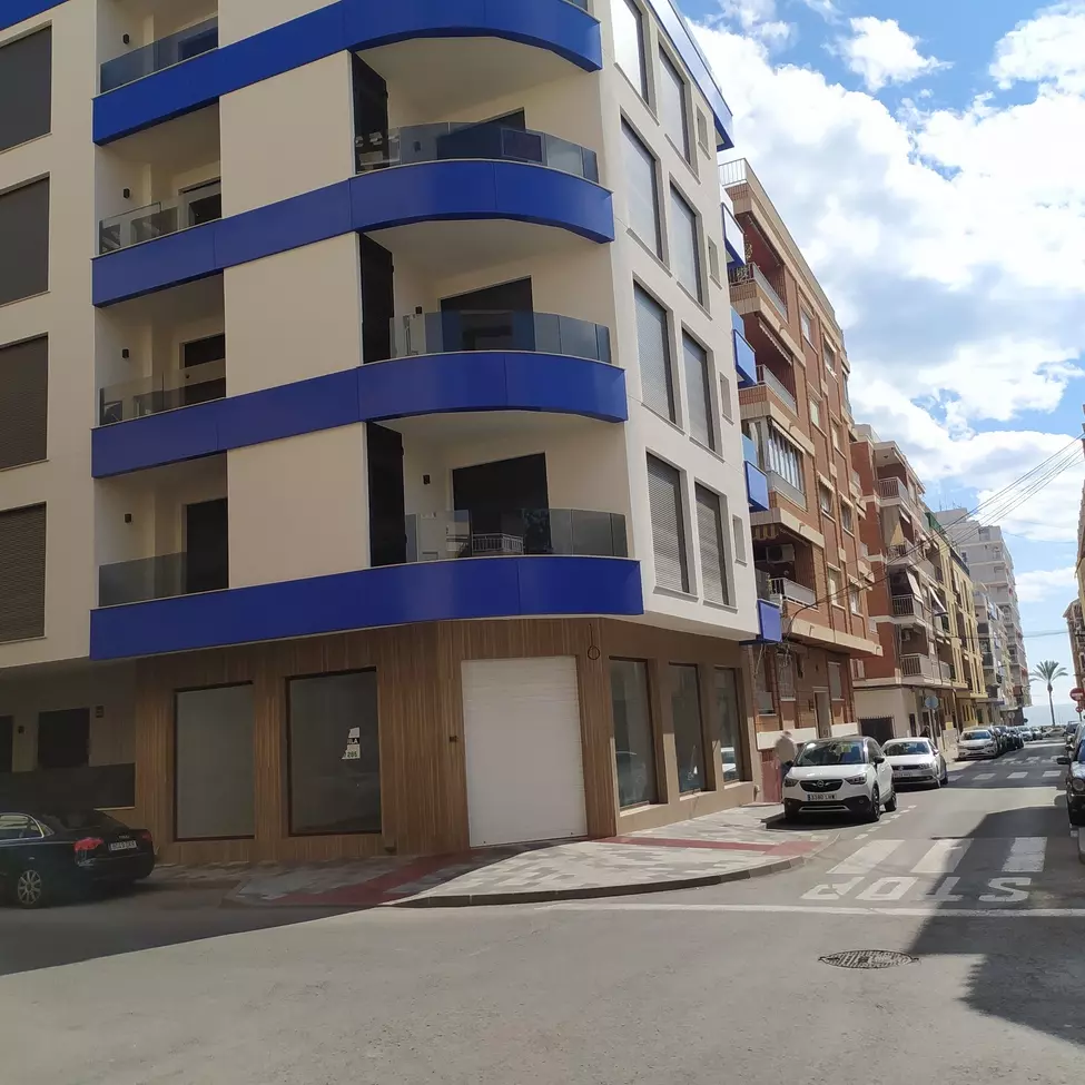 2-bedroom Apartment In Torrevieja, Spain (88 M²)