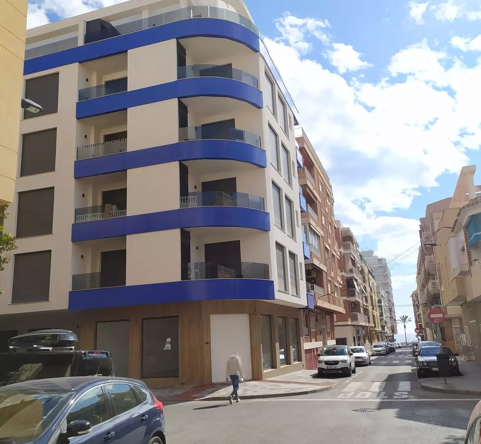2-bedroom Apartment In Torrevieja, Spain (88 M²)