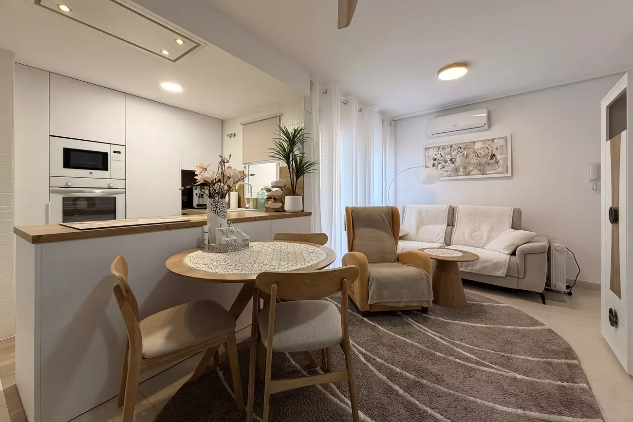 3-bedroom Apartment In Torrevieja, Spain (84 M²)