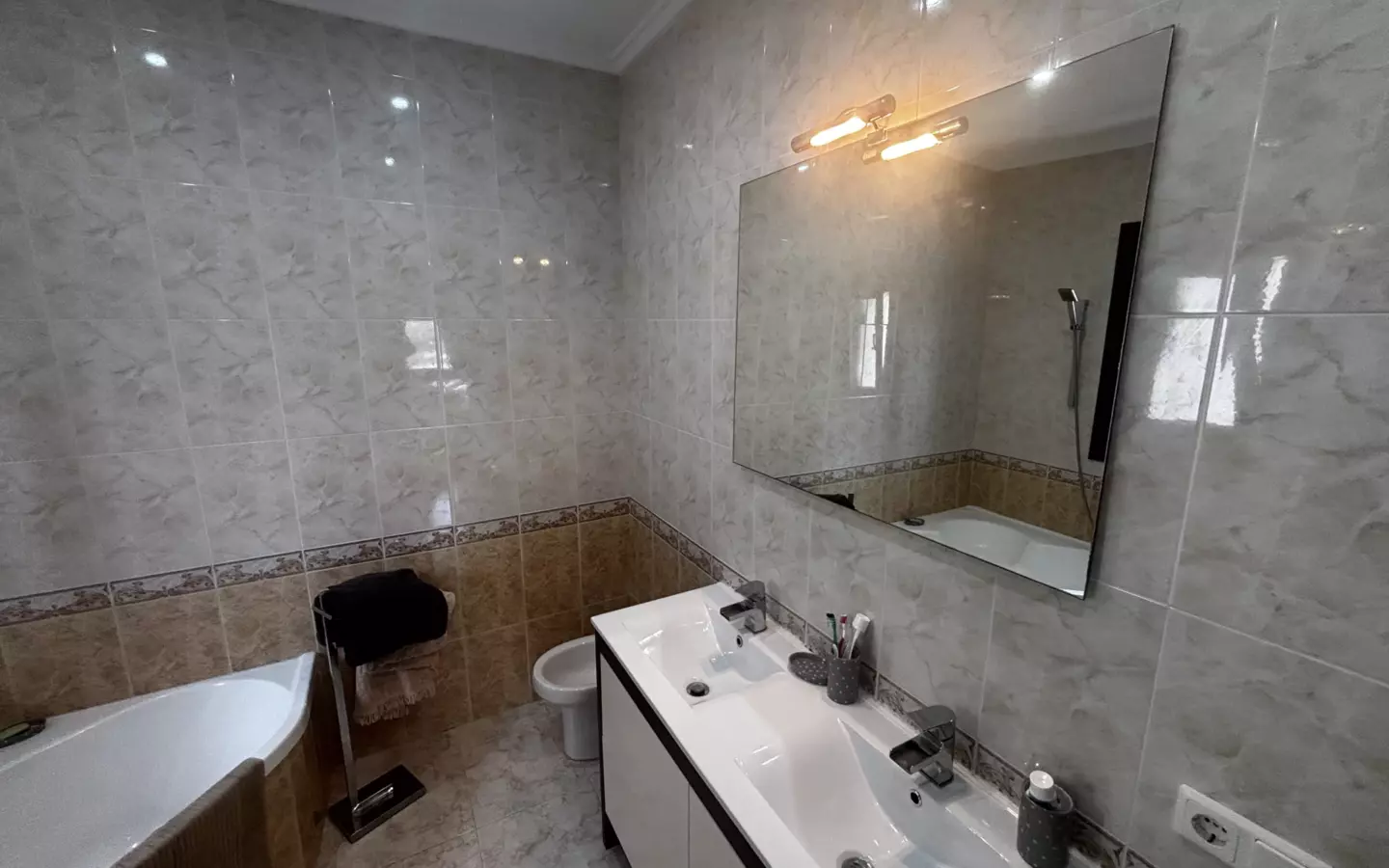4-bedroom Villa In Ciudad Quesada, Spain (247 M²)