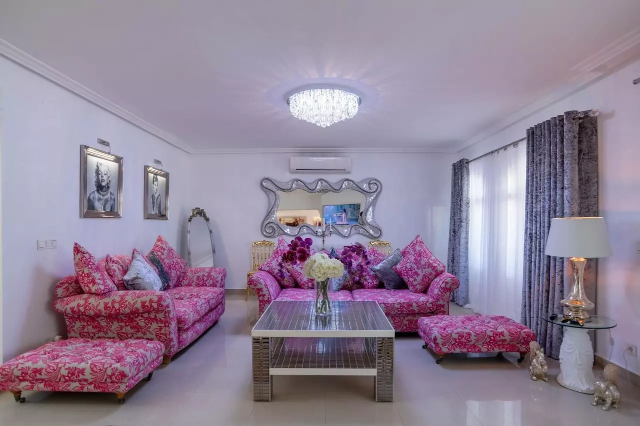 4-bedroom Villa In San Miguel De Salinas, Spain (302 M²)
