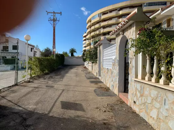4-bedroom Duplex In Orihuela Costa, Spain (110 M²)