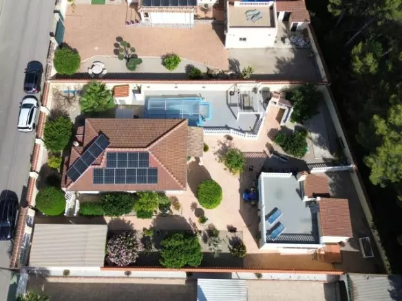 4-bedroom Villa In Orihuela, Spain (161 M²)