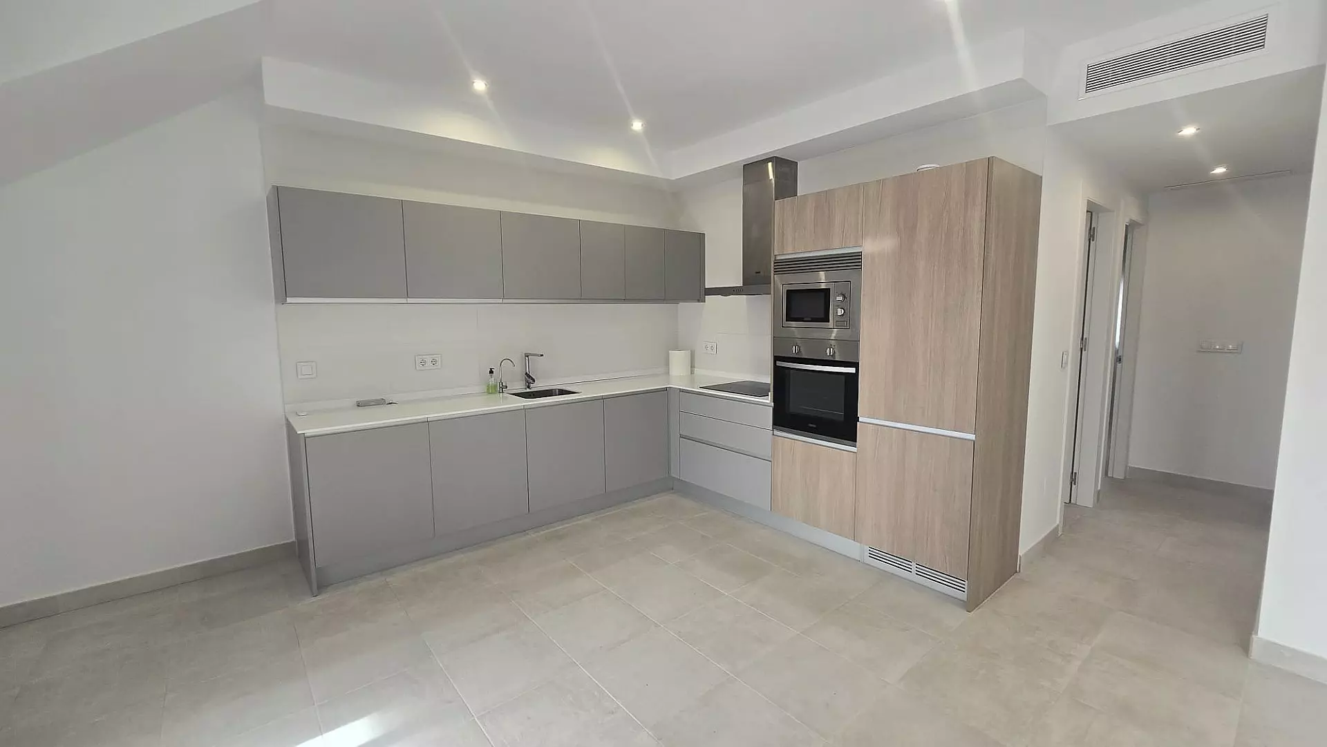 2-bedroom Penthouse In Pilar De La Horadada, Spain (75 M²)