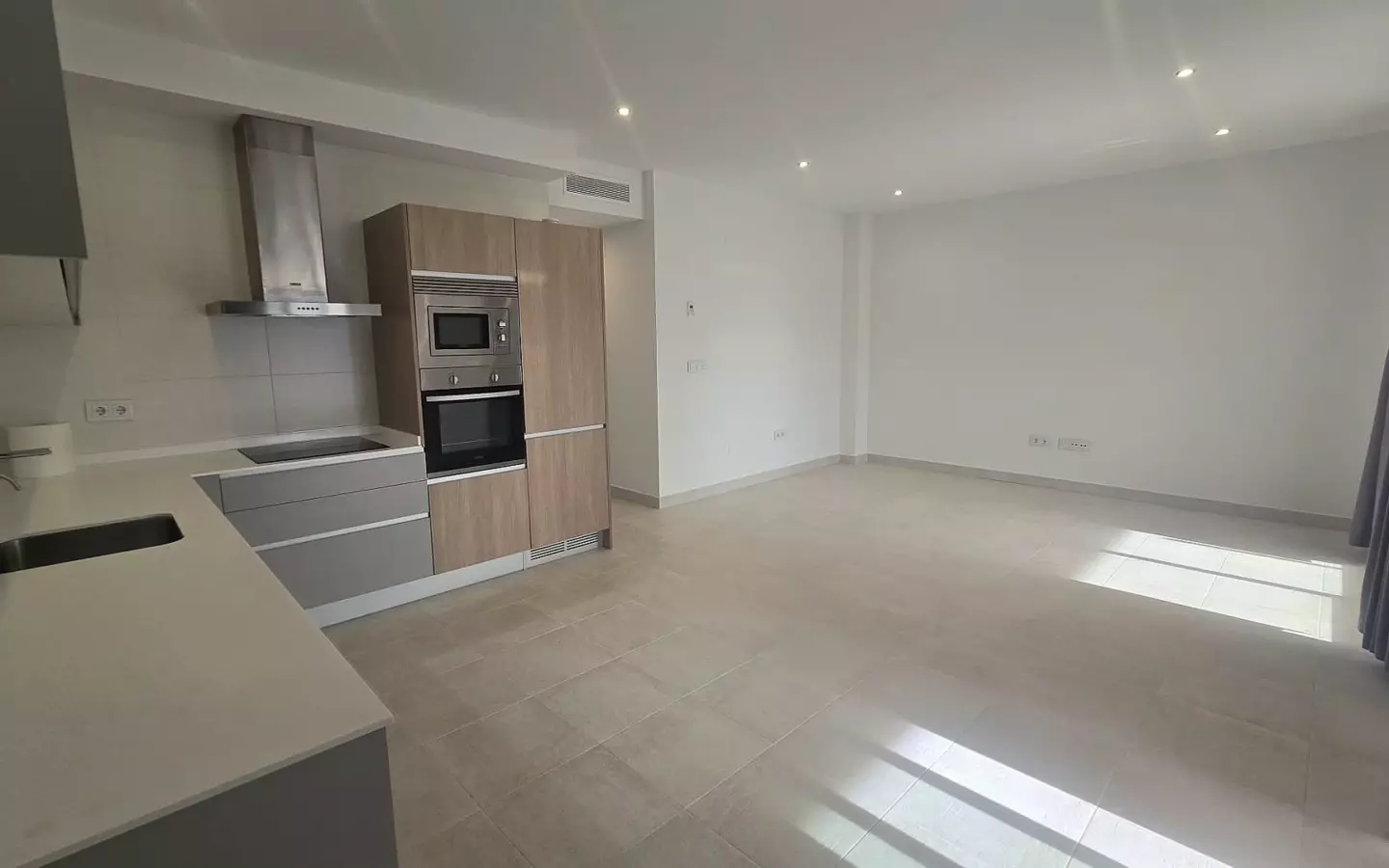 2-bedroom Penthouse In Pilar De La Horadada, Spain (75 M²)