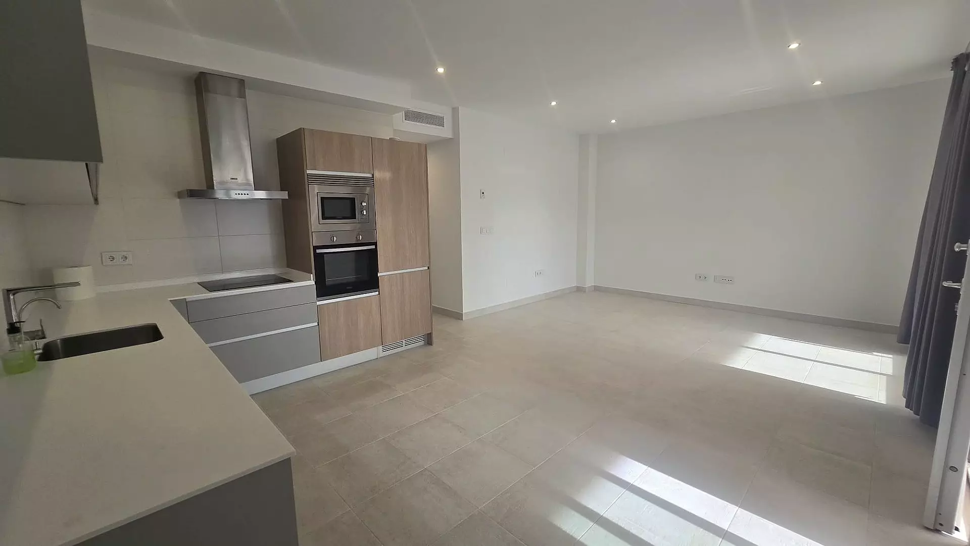 2-bedroom Penthouse In Pilar De La Horadada, Spain (75 M²)
