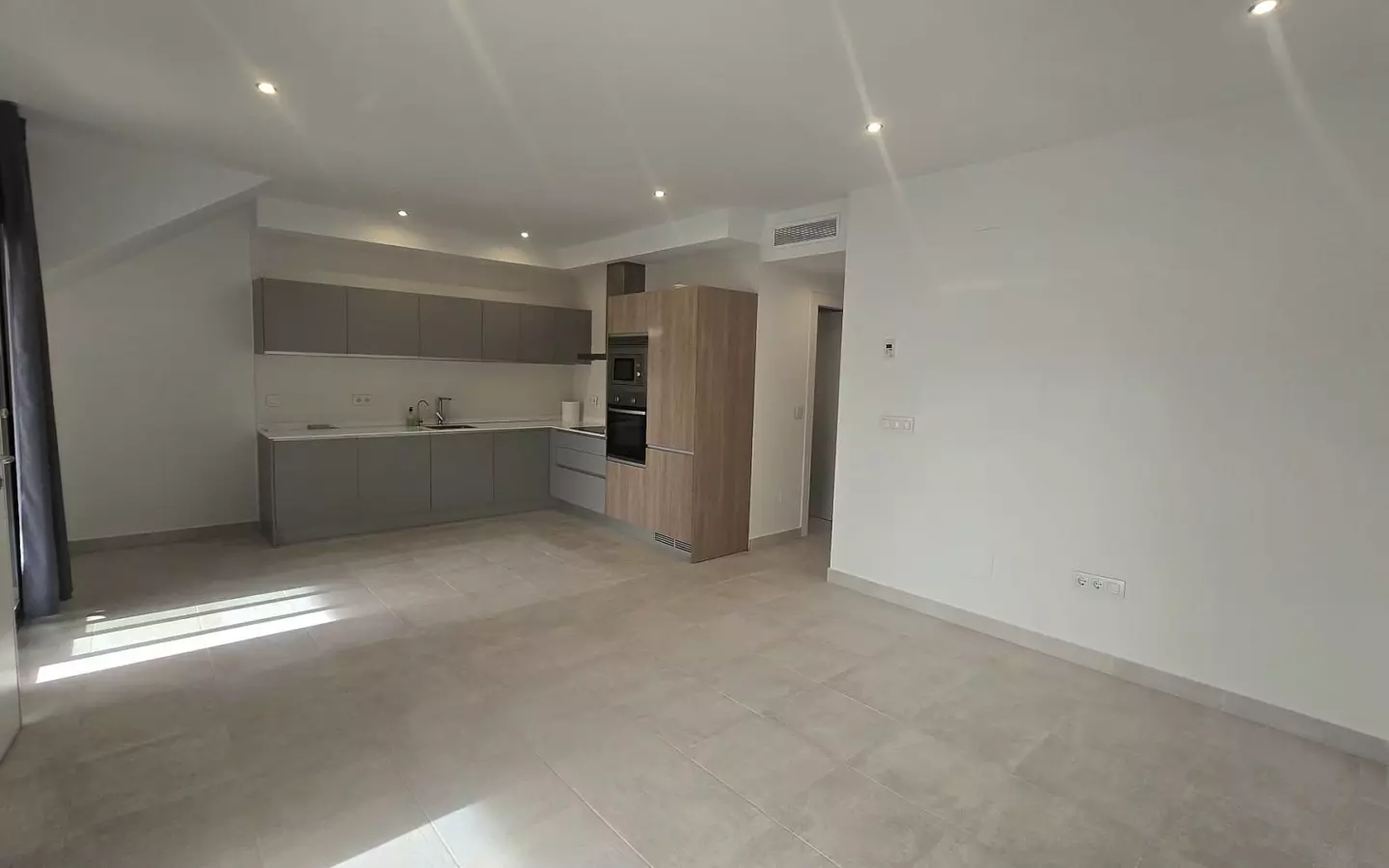 2-bedroom Penthouse In Pilar De La Horadada, Spain (75 M²)