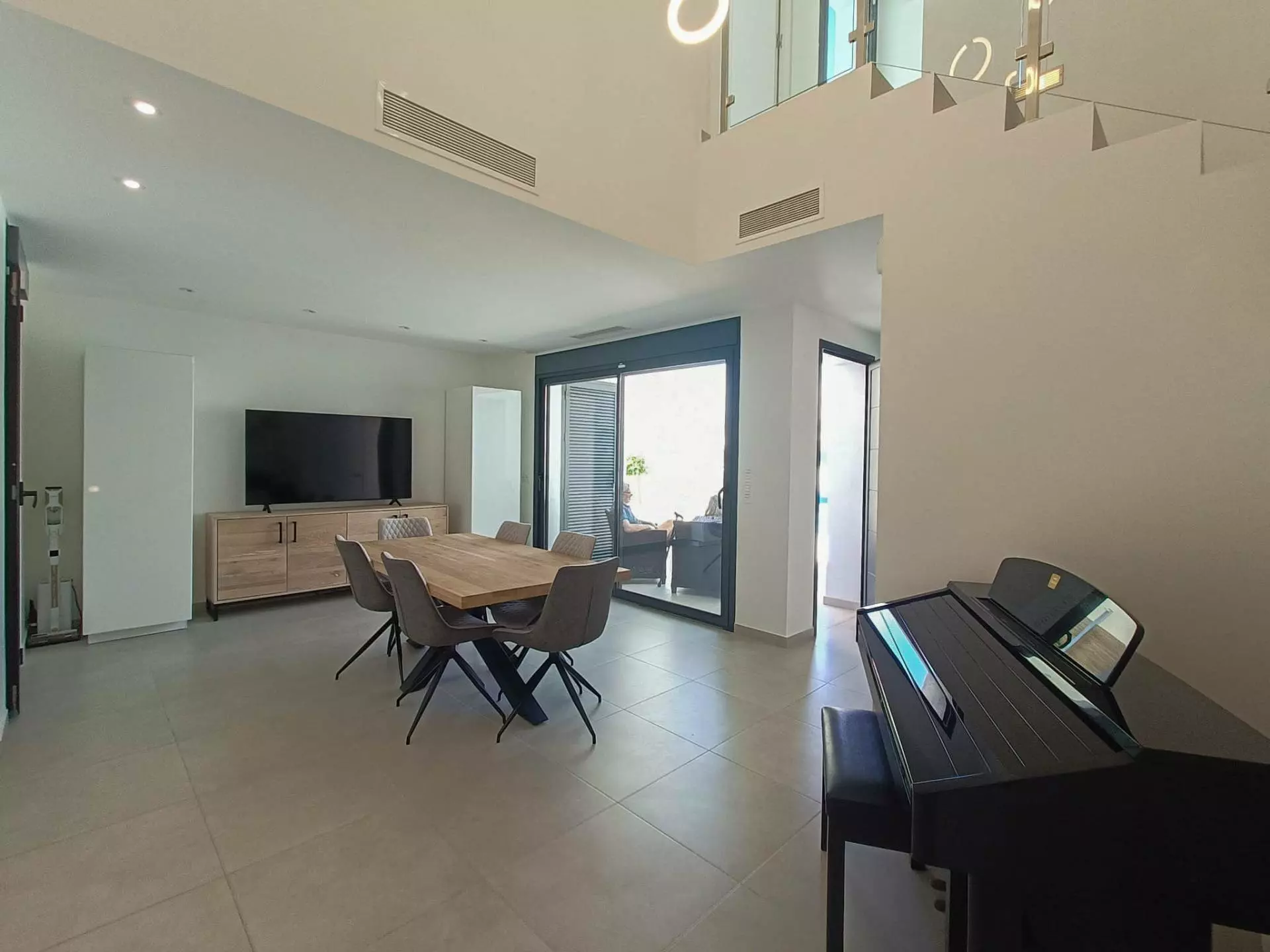 5-bedroom Villa In Rojales, Spain (214 M²)