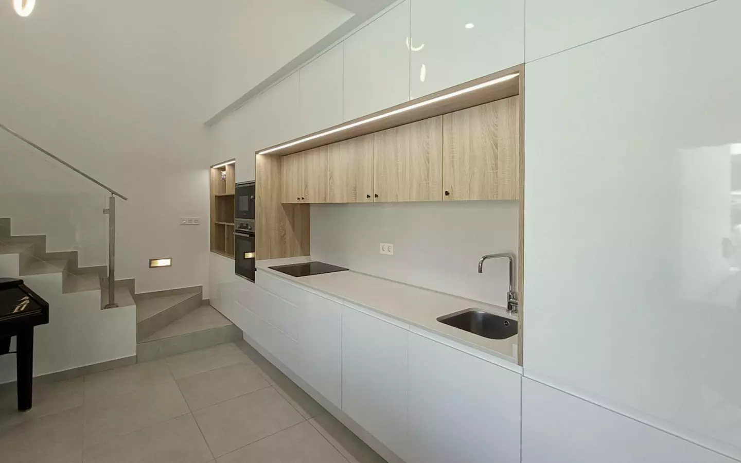 5-bedroom Villa In Rojales, Spain (214 M²)