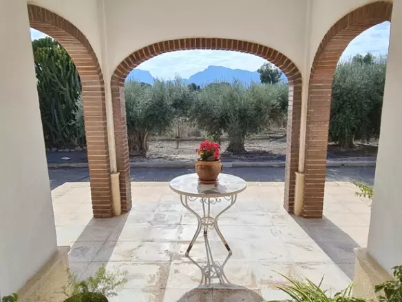 3-bedroom Villa In Orihuela, Spain (330 M²)