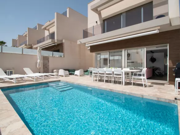 5-bedroom Villa In Orihuela Costa, Spain (190 M²)