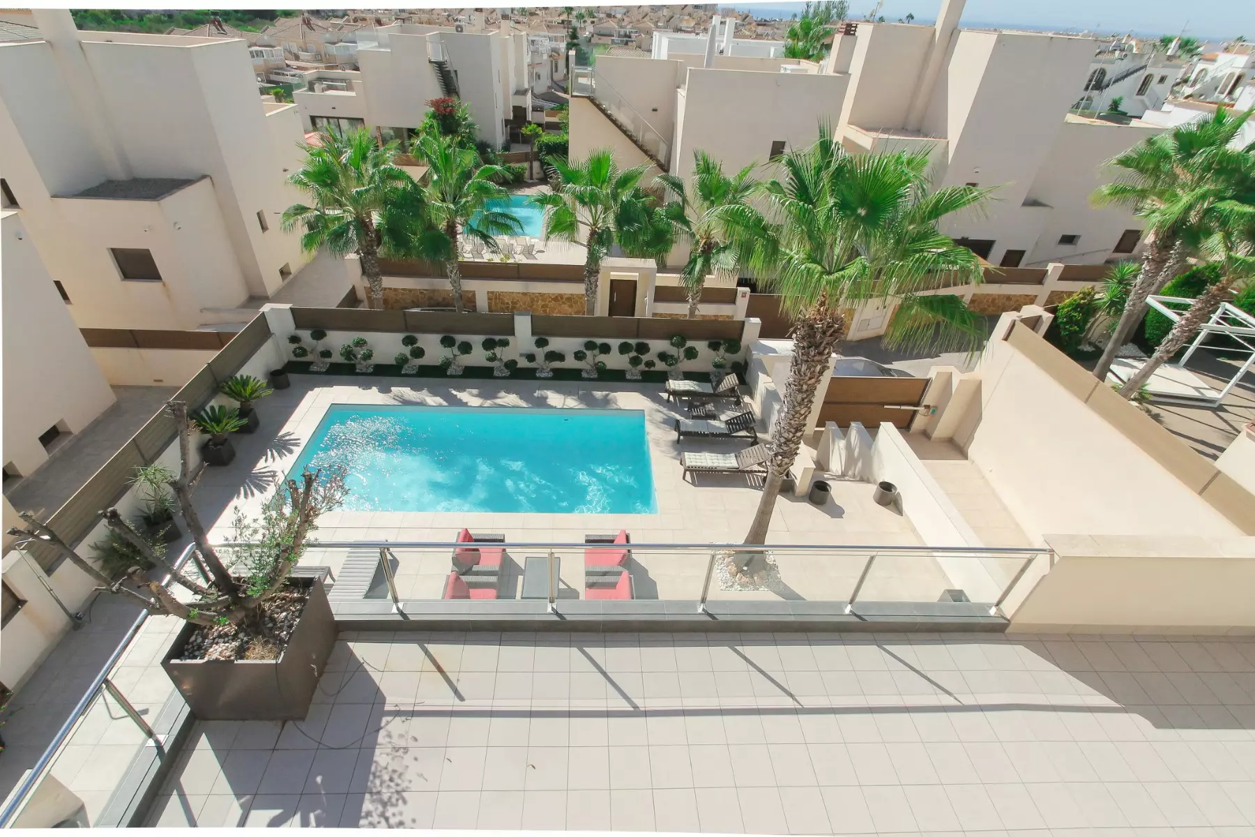 4-bedroom Villa In Torrevieja, Spain (324 M²)