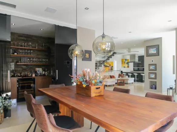 4-bedroom Villa In Torrevieja, Spain (324 M²)