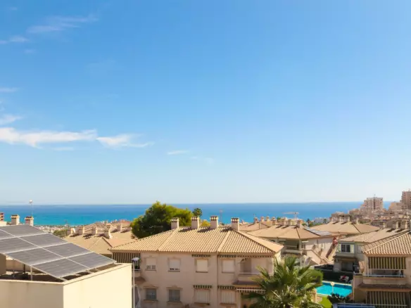 4-bedroom Villa In Torrevieja, Spain (324 M²)