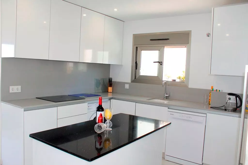 3-bedroom Villa In San Miguel De Salinas, Spain (118 M²)