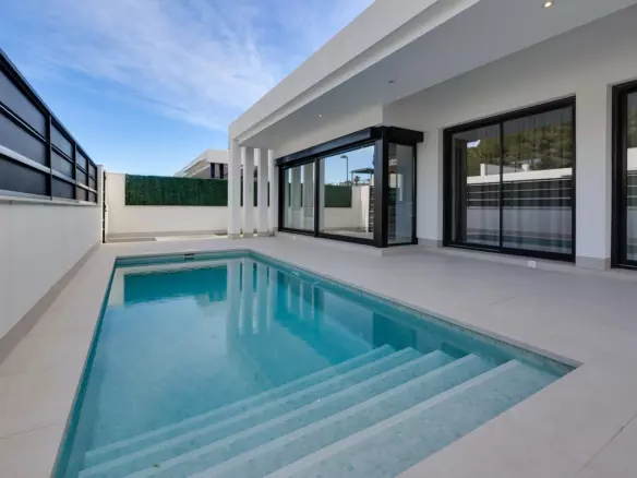 3-bedroom Villa In Orihuela, Spain (111 M²)
